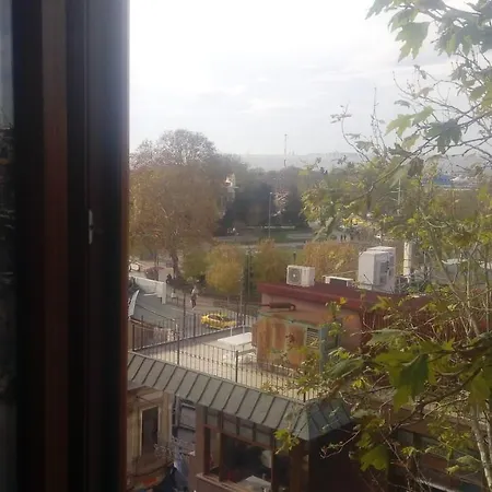 Kadikoy מלון דירות *